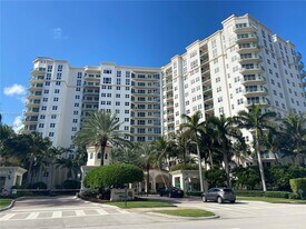 19900 E Country Club Dr in Aventura, FL - Building Photo