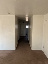 2700 Whitcomb Way in Modesto, CA - Building Photo - Building Photo