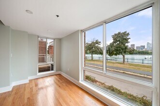 75-83-83 Cambridge Pkwy in Cambridge, MA - Building Photo - Building Photo