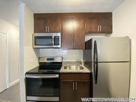 24 Whites Ave in Watertown, MA - Building Photo