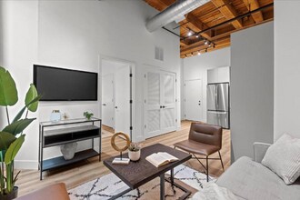 173 W Ohio St in Chicago, IL - Building Photo - Building Photo