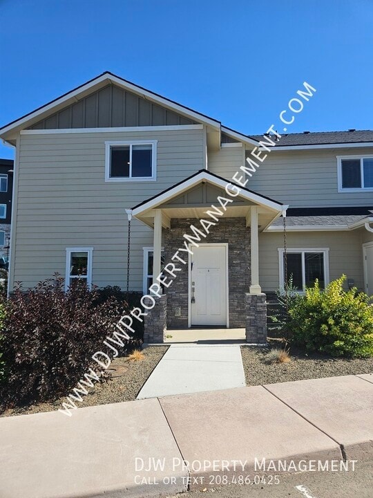 616 N 44th St in Nampa, ID - Building Photo
