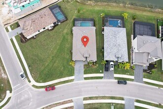 13822 Pine Lodge Ln in Ft. Myers, FL - Building Photo - Building Photo