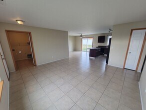 6305 Thistledown Dr in Pasco, WA - Building Photo - Building Photo