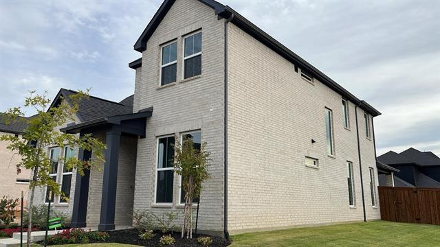 property at 728 Kendall Ln