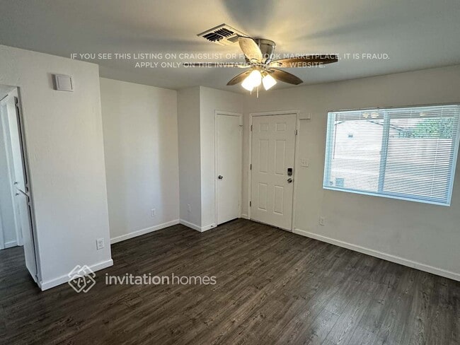 1631 W Helena Dr in Phoenix, AZ - Building Photo - Building Photo