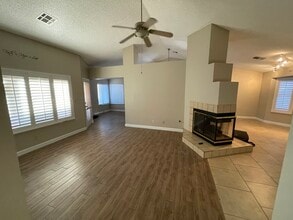 2829 Gentilly Ln in Las Vegas, NV - Building Photo - Building Photo