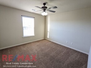 310 Austin Creek Dr in Austin, AR - Building Photo - Building Photo