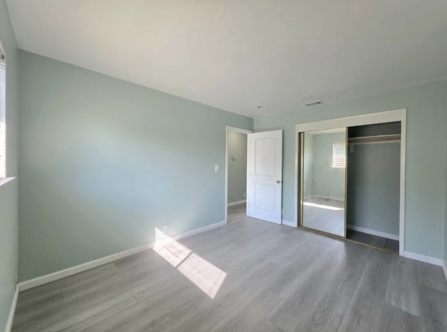 969 Asilomar Ter, Unit 2 in Sunnyvale, CA - Foto de edificio - Building Photo