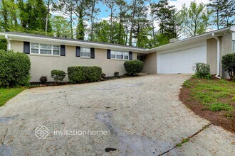 2813 Rainbow Forest Dr in Decatur, GA - Building Photo - Building Photo