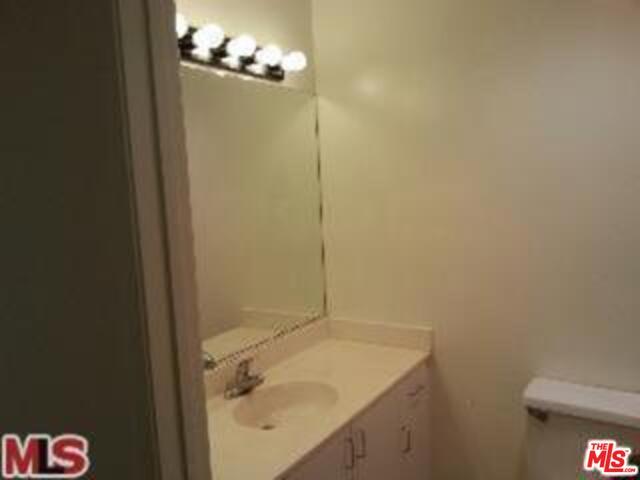 2432 Colby Ave-Unit -203 in Los Angeles, CA - Building Photo - Building Photo