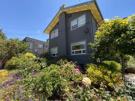 857 53rd St, Unit B in Oakland, CA - Building Photo