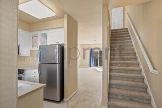 20 Ashford Pl in Martinez, CA - Foto de edificio - Building Photo