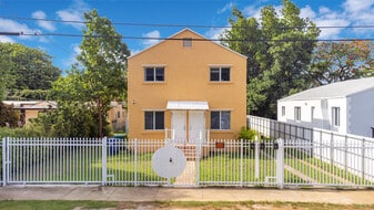 275 NW 81st St. in Miami, FL - Building Photo