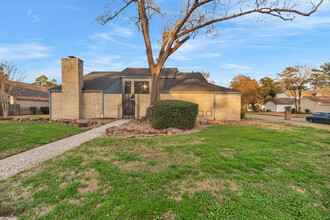 6678 Radley Dr in Spring, TX - Building Photo - Building Photo