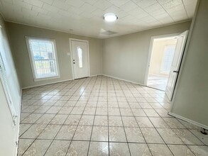 1201 S Tipton Ave in Tyler, TX - Building Photo - Building Photo