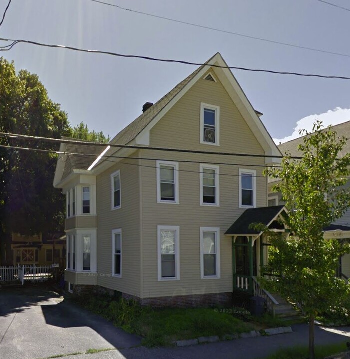 43 Perley St, Unit 43 Perley St. Floor 1 in Concord, NH - Building Photo