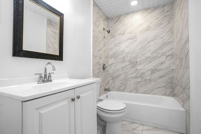 property at 713 W Sam Rayburn Dr