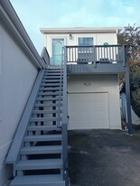 2195 Fleming Ave, Unit Studio apt w kitchenette in Tillamook, OR - Foto de edificio - Building Photo