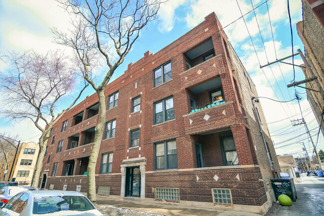 951 N Hoyne Ave, Unit M04B