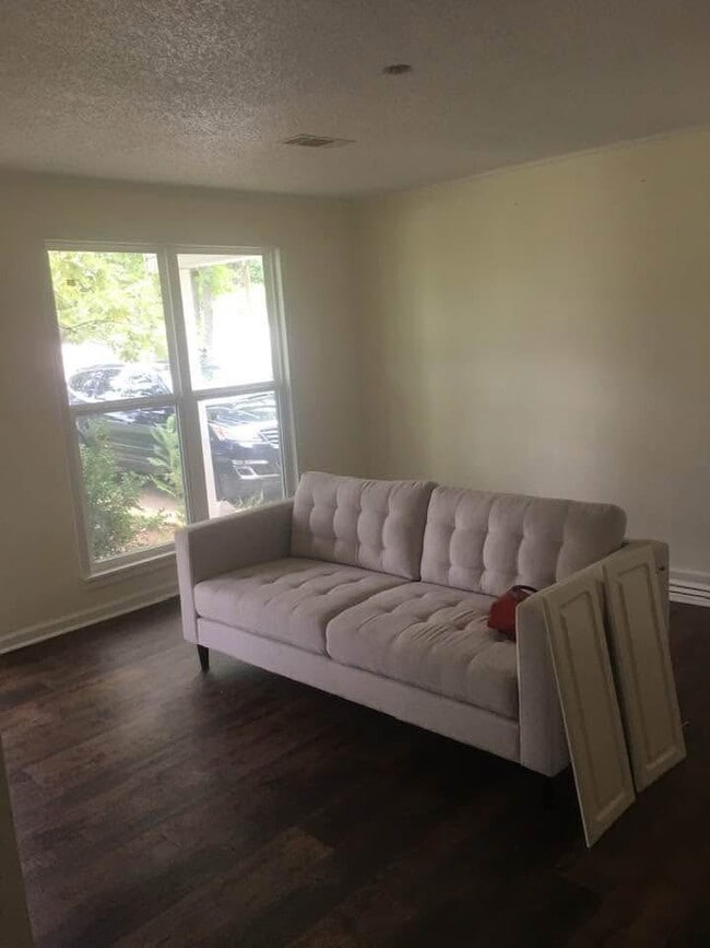 property at 9517 Bamboo Ln