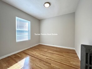 18 Eastman St, Unit 2 in Boston, MA - Building Photo - Building Photo