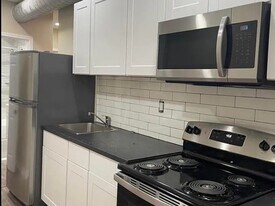 1321 N 60th St in Philadelphia, PA - Building Photo