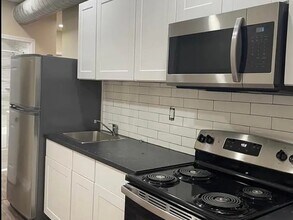 1321 N 60th St in Philadelphia, PA - Building Photo - Building Photo