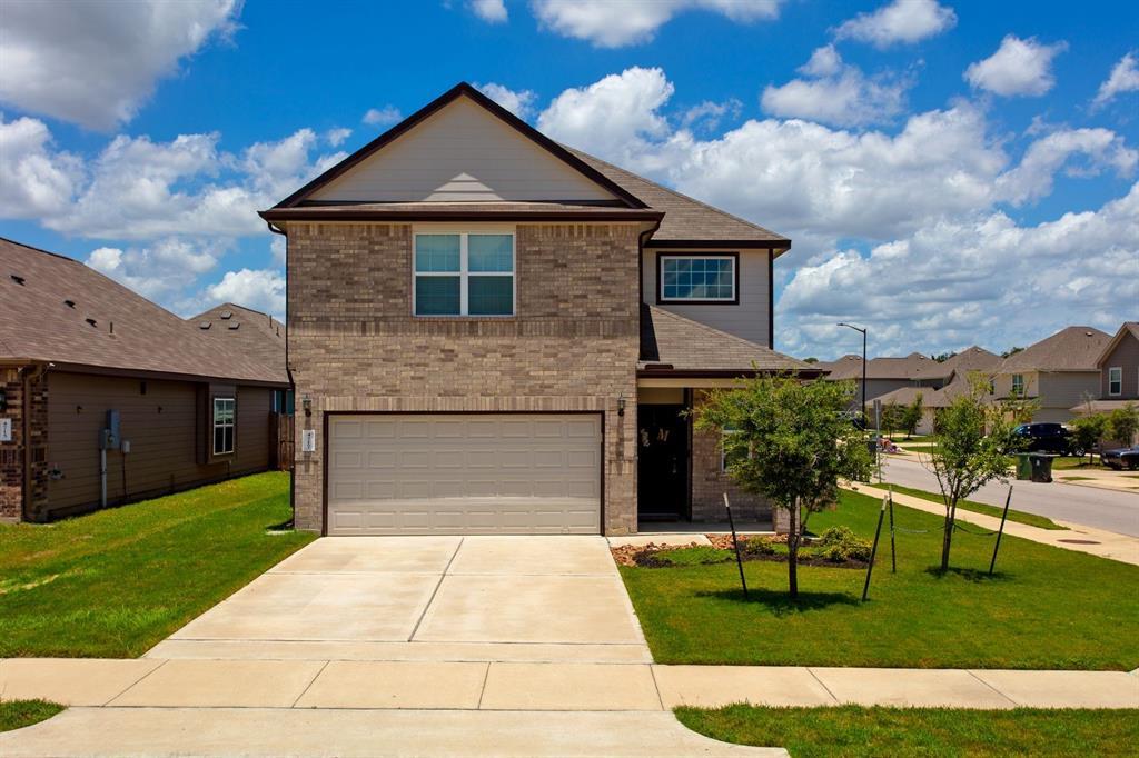 4717 Los Pines Way in Bryan, TX - Foto de edificio