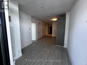 65 Broadway Ave in Toronto, ON - Building Photo - Building Photo