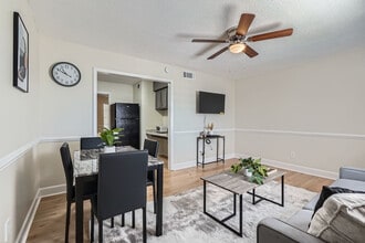 2600 Castleberry Rd in Cumming, GA - Building Photo - Building Photo