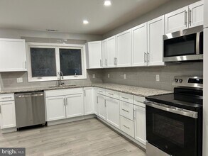 104 Roe St in Greensboro, MD - Building Photo - Building Photo