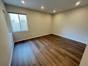 6656 Lemp Ave in North Hollywood, CA - Foto de edificio - Building Photo