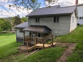 2-602 Locust Ave in Washington, PA - Building Photo