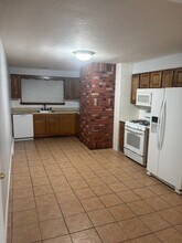1148 Bennington St, Unit 1 in Boston, MA - Foto de edificio - Building Photo