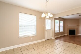 19530 Sandy Bank Dr in Tomball, TX - Building Photo - Building Photo