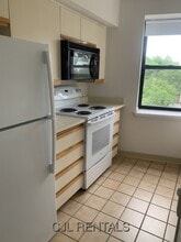 35 Vine St in Winchester, MA - Building Photo - Building Photo