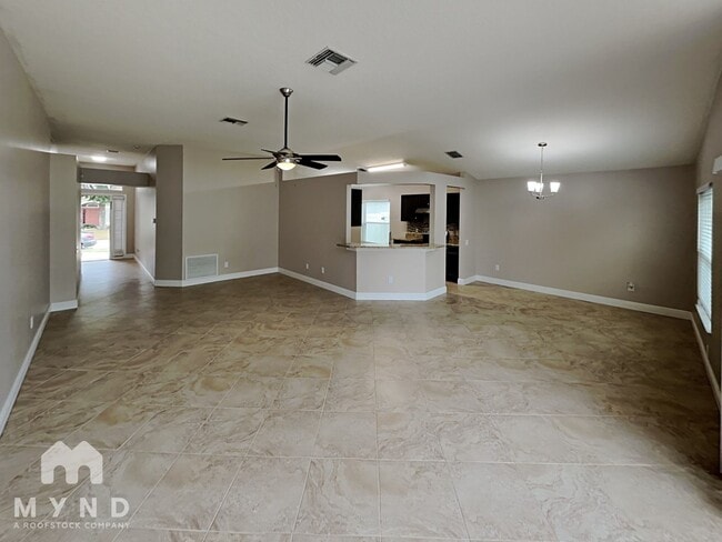 13225 Early Run Ln in Riverview, FL - Building Photo - Building Photo