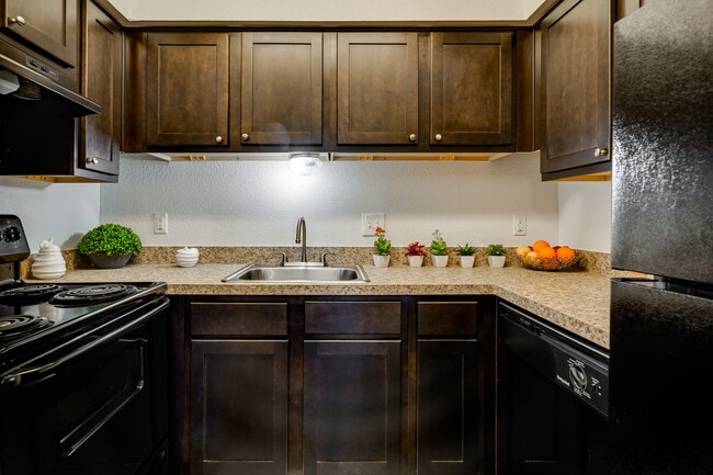 Crossings at Berkley Square in Houston, TX - Foto de edificio - Interior Photo