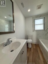 2783 Howard Ave in Windsor, ON - Building Photo - Building Photo