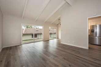 868 Highland Dr in Santa Barbara, CA - Building Photo - Building Photo