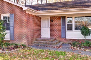 130 Mill Ln in Yorktown, VA - Building Photo - Building Photo