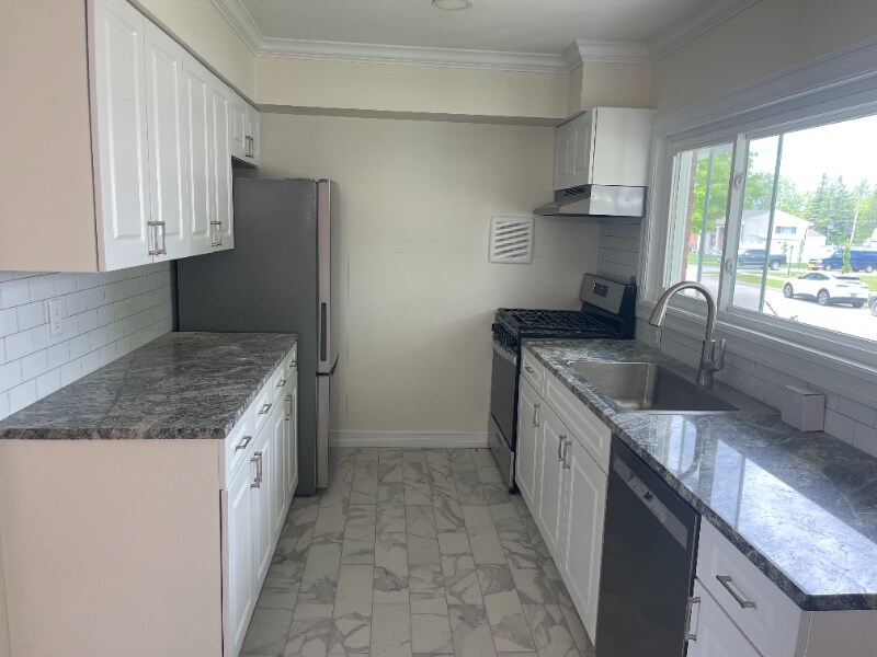 2338 Koper Dr in Sterling Heights, MI - Building Photo