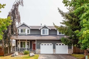 19425 77th Ave Ct E in Spanaway, WA - Building Photo