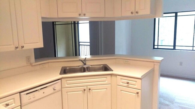 2730 Anzio Ct in Palm Beach Gardens, FL - Building Photo - Building Photo