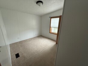 37 Dusty Trail in Battle Creek, MI - Building Photo - Building Photo