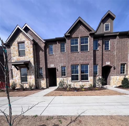 1924 Hellams Ln in Royse City, TX - Building Photo