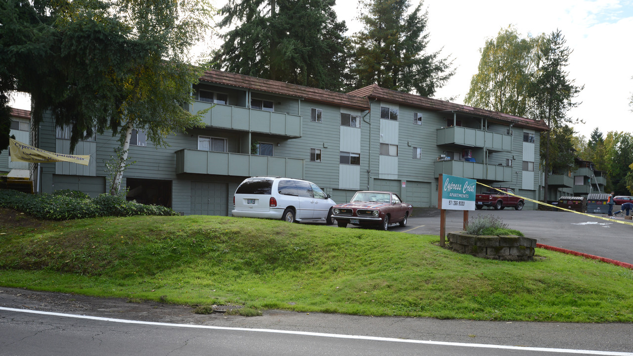 Cypress Crest Apartments in Portland, OR - Building Photo