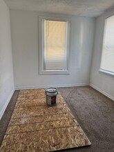 2435 Woodford St, Unit 3 in Toledo, OH - Building Photo - Building Photo