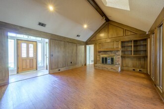 9016 Silverdollar Trail in Irving, TX - Building Photo - Building Photo